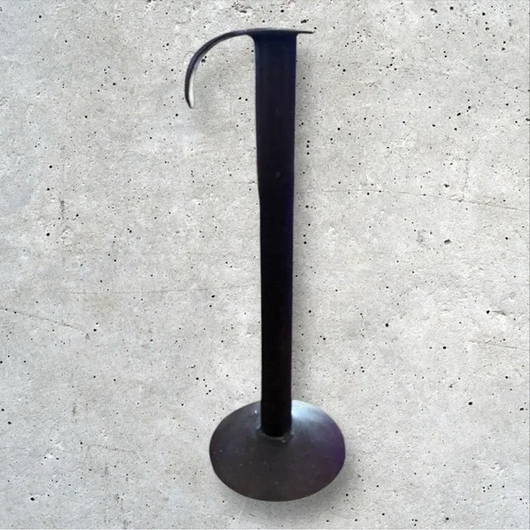 Early Hogscraper Candle Stick